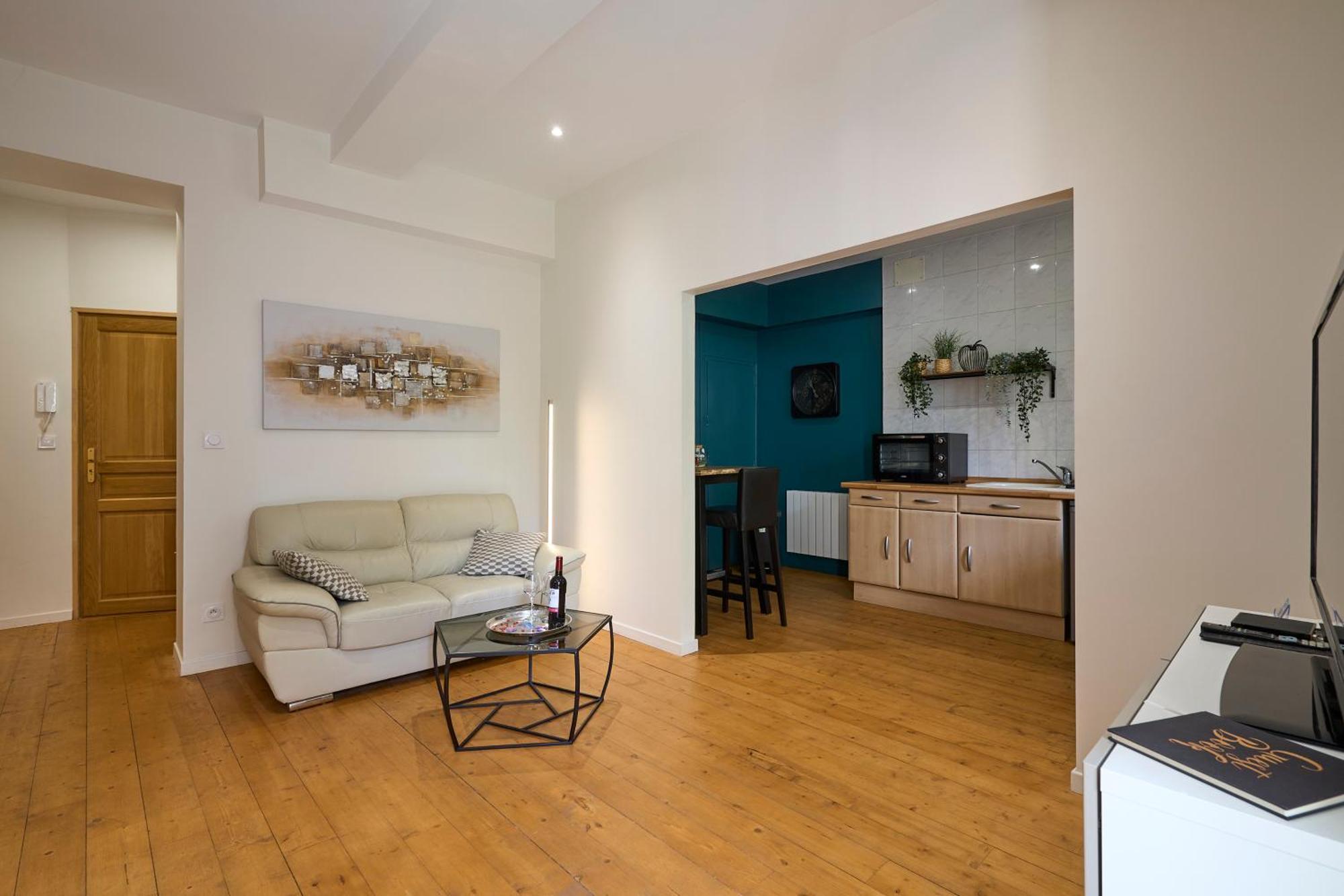Le Donjon Dionysos - Apartment