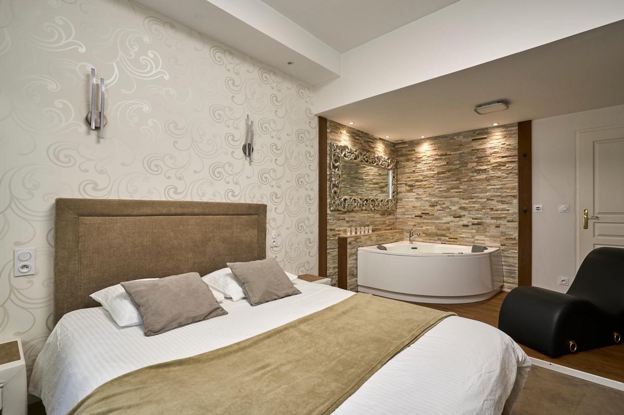 Le Donjon Dionysos - Apartment *